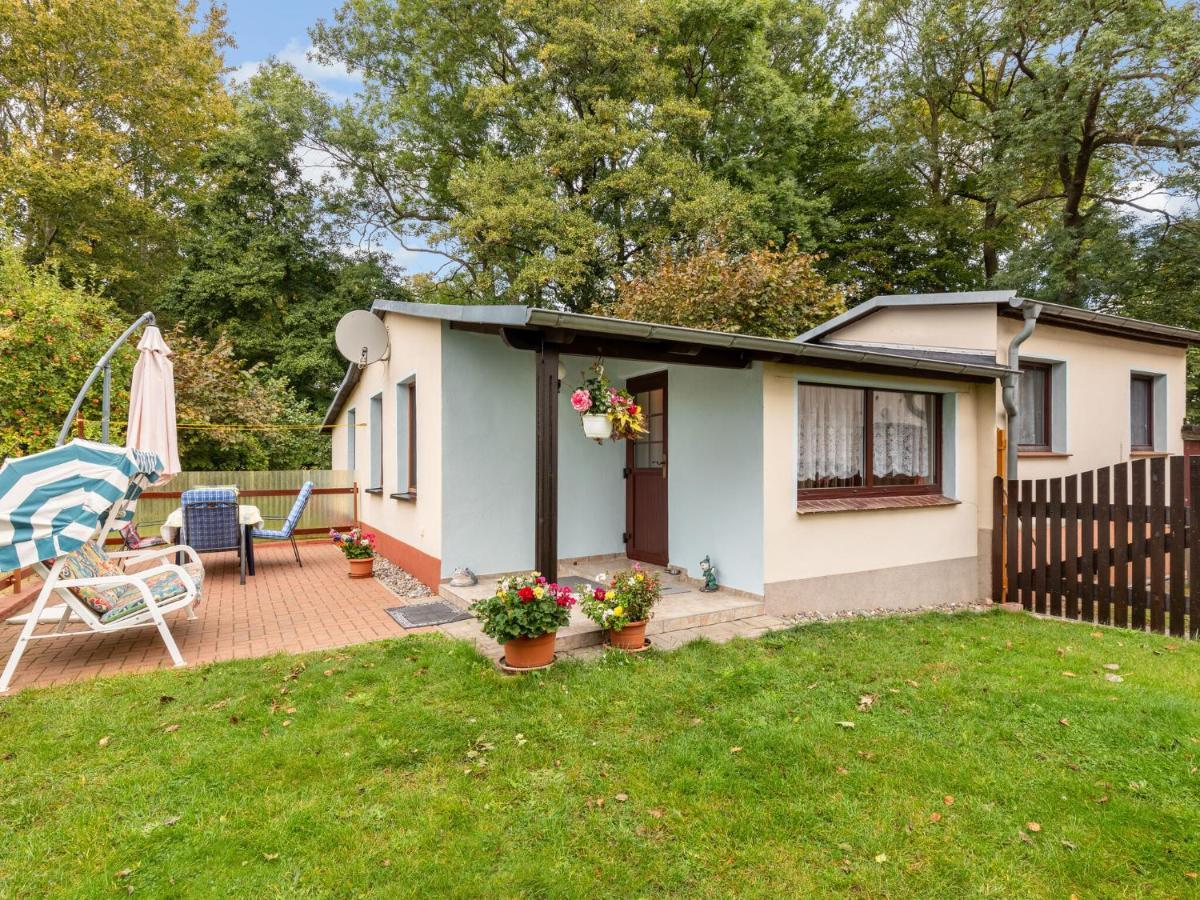 Beautiful Holiday House In Biendorf With Garden Korchow 外观 照片