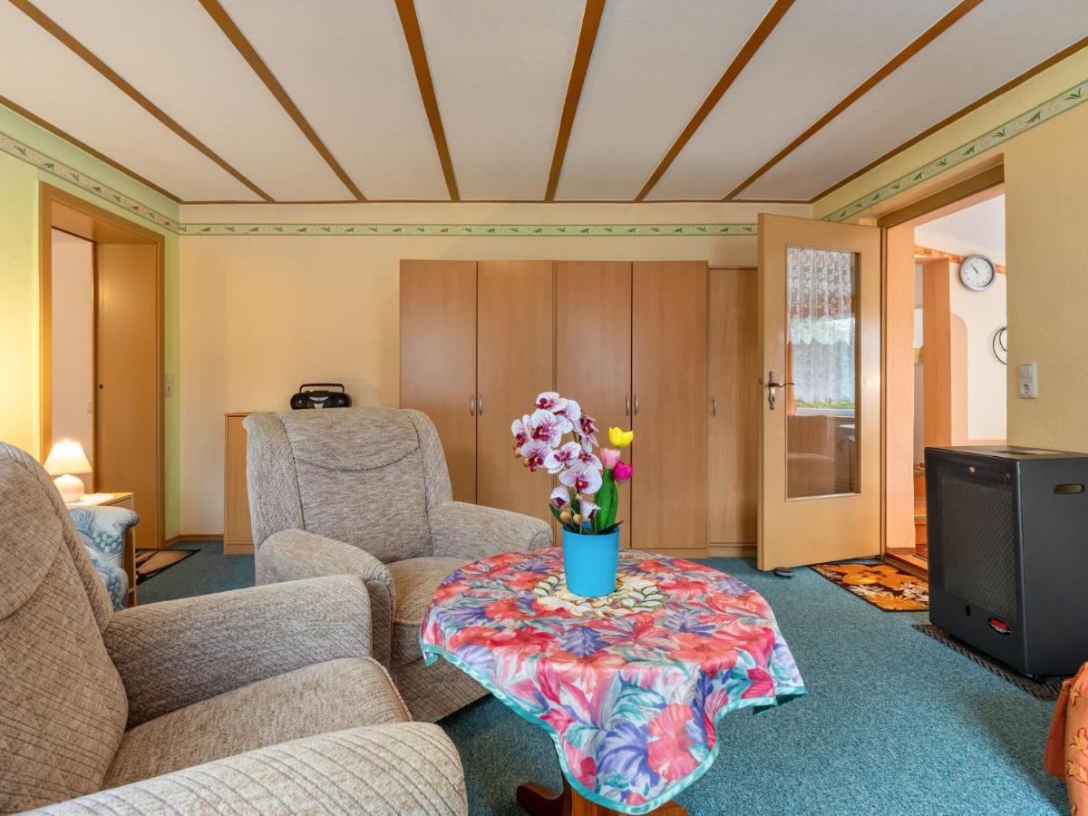 Beautiful Holiday House In Biendorf With Garden Korchow 外观 照片